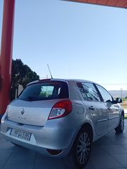 Renault Clio 2010-thumb-4