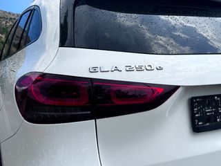 Mercedes-Benz GLA 250 2022 AMG LINE/PANORAMA/PLUG-IN 218hp/AMBIENT-thumb-8