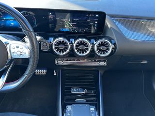 Mercedes-Benz GLA 250 2022 AMG LINE/PANORAMA/PLUG-IN 218hp/AMBIENT-thumb-35