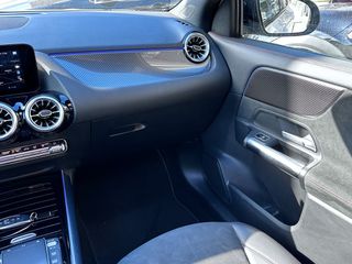 Mercedes-Benz GLA 250 2022 AMG LINE/PANORAMA/PLUG-IN 218hp/AMBIENT-thumb-36