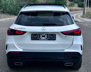 Mercedes-Benz GLA 250 2022 AMG LINE/PANORAMA/PLUG-IN 218hp/AMBIENT-thumb-10
