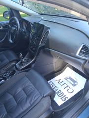 Opel Astra 2013-thumb-6