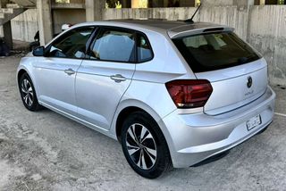 Volkswagen Polo 2021-thumb-7