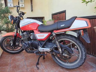 Suzuki GSX 400 1985 GSX 400 F