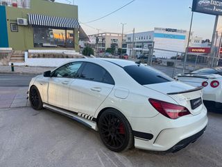 Mercedes-Benz CLA 45 AMG 2015 AMG-thumb-8