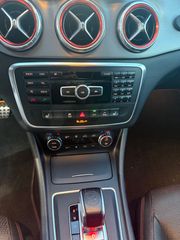 Mercedes-Benz CLA 45 AMG 2015 AMG-thumb-23