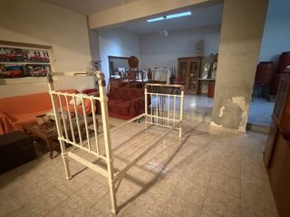 κρεβατι αντικα μονο