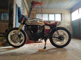 Honda CB 400 1982 CB400N-thumb-1