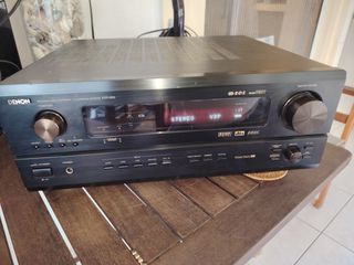 AV RECEIVER AVR 3300 με το τηλεκοντρόλ του, Με θέμα στο tuner