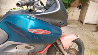 Suzuki XF 650 Freewind 1999-thumb-4