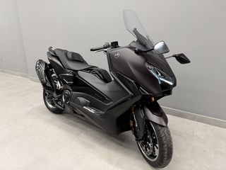 Yamaha TMAX 560 Tech Max 2025