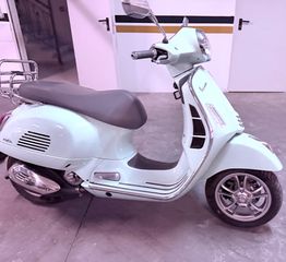 Piaggio Vespa GTS 300 2023 GTS 300 SUPER-thumb-3