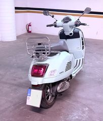 Piaggio Vespa GTS 300 2023 GTS 300 SUPER-thumb-6