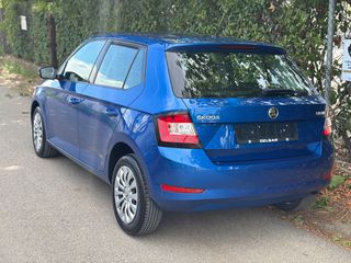 Skoda Fabia 2019 1.0 MPI AMBITION!!-thumb-5