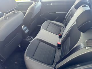 Skoda Fabia 2019 1.0 MPI AMBITION!!-thumb-11