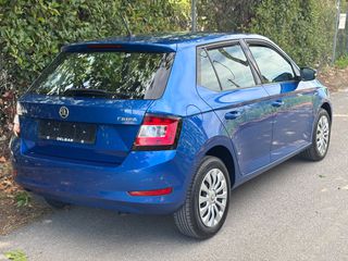 Skoda Fabia 2019 1.0 MPI AMBITION!!-thumb-14