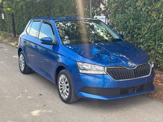 Skoda Fabia 2019 1.0 MPI AMBITION!!-thumb-16
