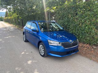 Skoda Fabia 2019 1.0 MPI AMBITION!!-thumb-18