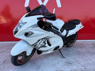 Suzuki GSXR 1300 Hayabusa 2014-thumb-1