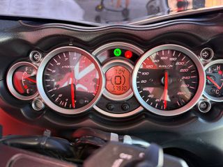 Suzuki GSXR 1300 Hayabusa 2014-thumb-40