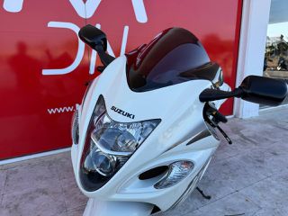 Suzuki GSXR 1300 Hayabusa 2014-thumb-10