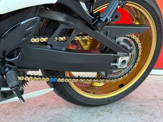 Suzuki GSXR 1300 Hayabusa 2014-thumb-12