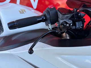 Suzuki GSXR 1300 Hayabusa 2014-thumb-27