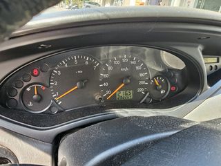 Ford Focus 2003-thumb-4
