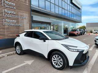 Toyota C-HR 2025 2.0 HYBRID PLUG IN C-ULT PHEV 223HP-thumb-4