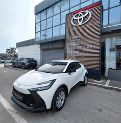 Toyota C-HR 2025 2.0 HYBRID PLUG IN C-ULT PHEV 223HP-thumb-10