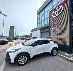 Toyota C-HR 2025 2.0 HYBRID PLUG IN C-ULT PHEV 223HP-thumb-12