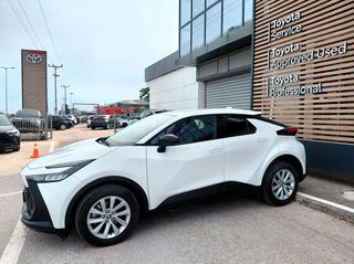Toyota C-HR 2025 2.0 HYBRID PLUG IN C-ULT PHEV 223HP-thumb-13