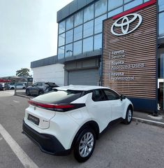 Toyota C-HR 2025 2.0 HYBRID PLUG IN C-ULT PHEV 223HP-thumb-30