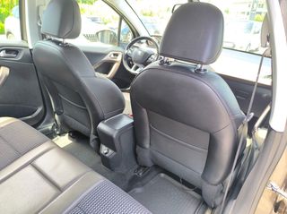 Peugeot 2008 2014 1.6 BLUEHDI 100 ALLURE-thumb-11