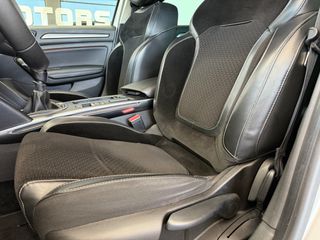 Renault Megane 2017-thumb-19