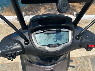 Piaggio Beverly 300 2021 300 HPE-thumb-6