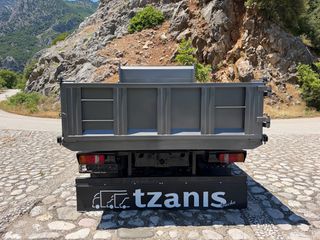 Ανατροπή Mercedes-Benz 2013 822-thumb-3