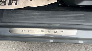 Peugeot 408 2024 1.6 HYBRID PLUG-IN 180HP GT-thumb-25