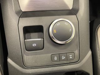 Volkswagen Amarok 2026 AVENTURA 3.0TDI V6-thumb-31