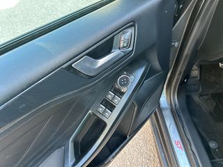 Ford Focus 2019 1.0 ECOBOOST ST-LINE-thumb-15