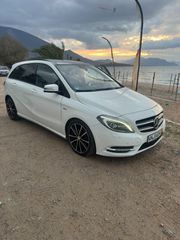 Mercedes-Benz B 200 2012 BLUEEFFICIENCY