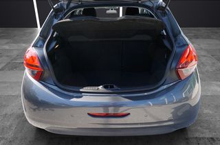 Peugeot 208 2019 Allure | Automatic | Navi | Clima | Rear Camera-thumb-8