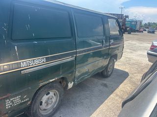 MITSUBISHI L300 VAN ‘1987’ (4G33 1400 cc)-thumb-14