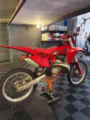 KTM 300 SX 2025 GASGAS MC 300-thumb-4