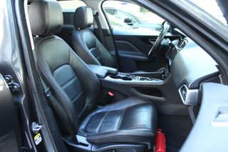 Jaguar F-Pace 2017 HSE TD4 DYNAMIC 180HP 4X4 PANORAMA EURO6 ΔΕΡΜΑ ΑΡΙΣΤO-thumb-10