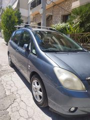 Toyota Corolla Verso 2002