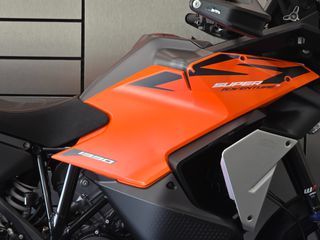 KTM 1390 Super Adventure 2026 EVO & TECK PACK-thumb-5