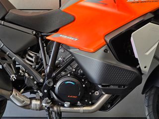 KTM 1390 Super Adventure 2026 EVO & TECK PACK-thumb-7