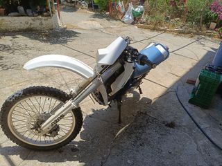 Suzuki DR 250 1996-thumb-4