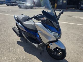 Honda Forza 125 2019-thumb-8